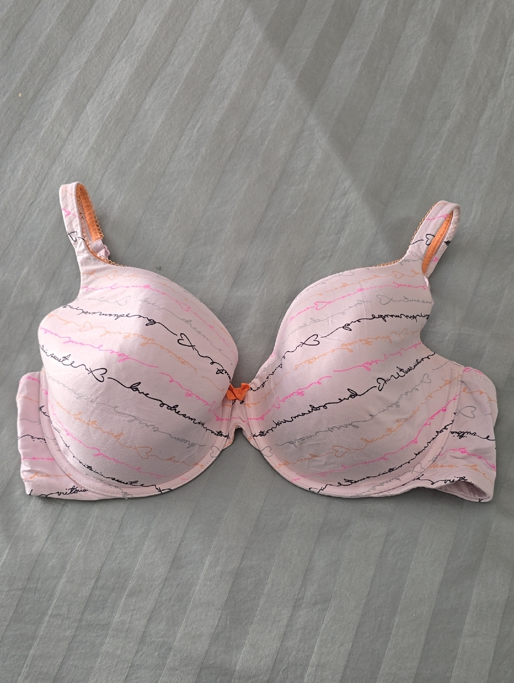 Victoria's Secret 38DD